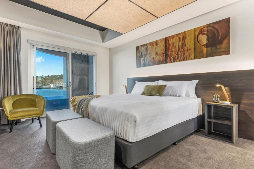 Double or Twin Room with View - Gorge River